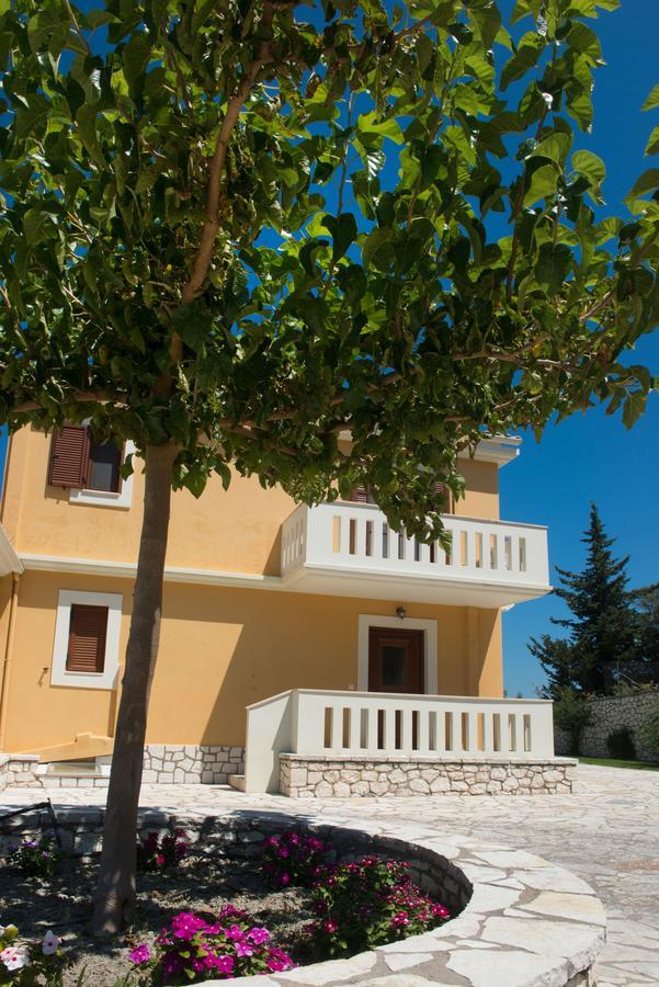 Spanokhórion Florena Villas מראה חיצוני תמונה